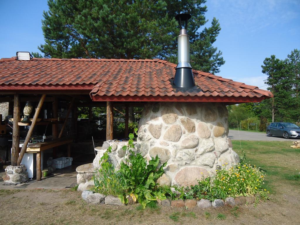Paeevatalu Camping Hotel Vilusi Exterior photo